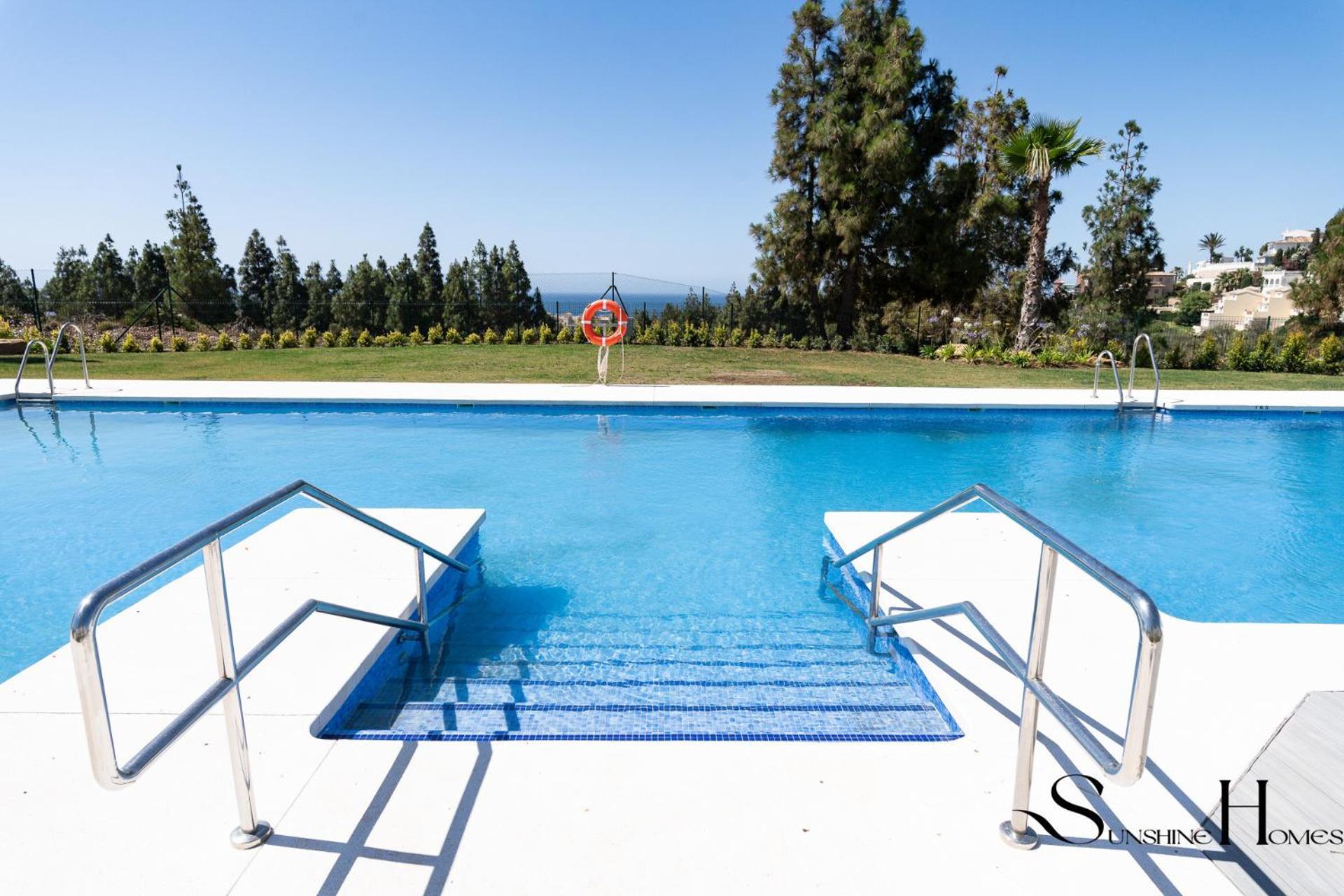 Luxury 2 Bedroom Apartment, Pools, Sauna, Gym & More MIJAS COSTA Eksteriør bilde